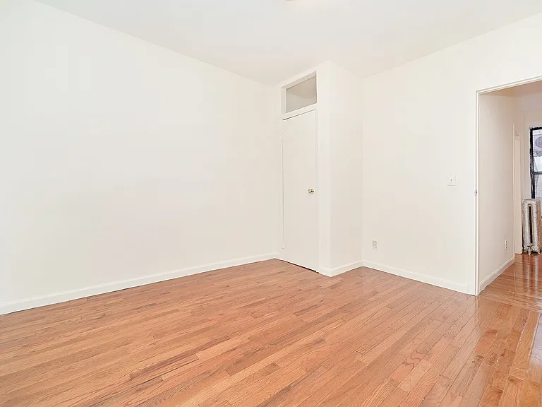 1590 Amsterdam Ave #2 — Photo 10