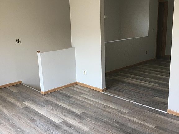 5th image of 240 NW 23rd St APT 1