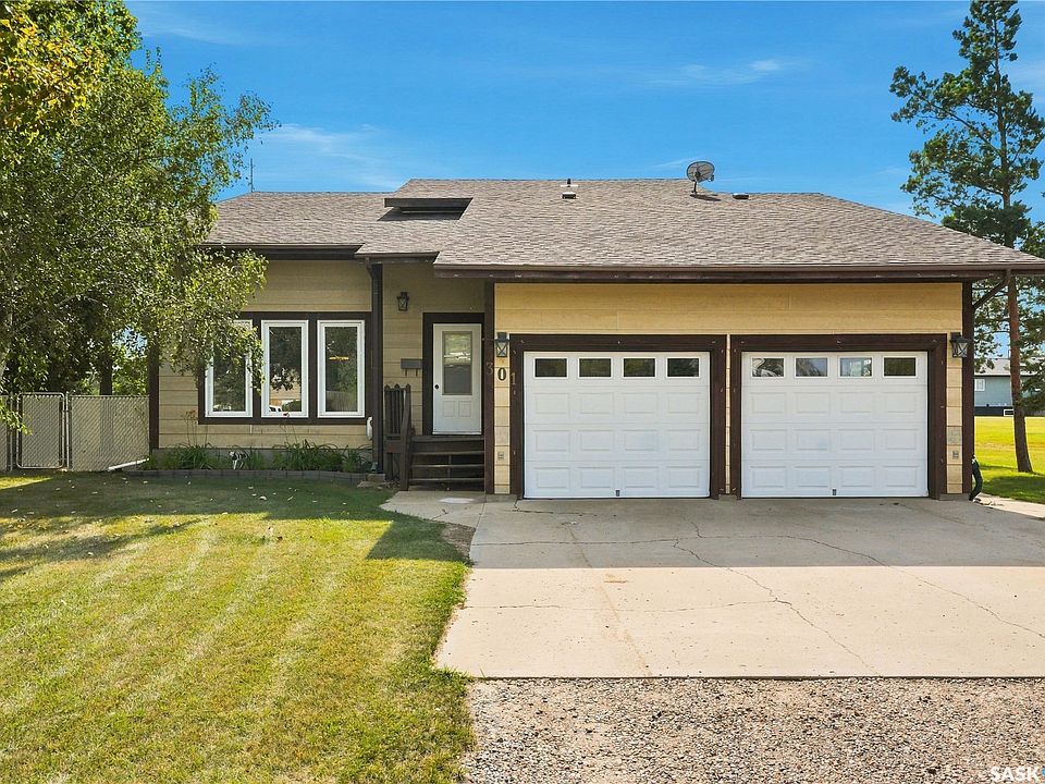 1st image of 301 2nd Avenue
