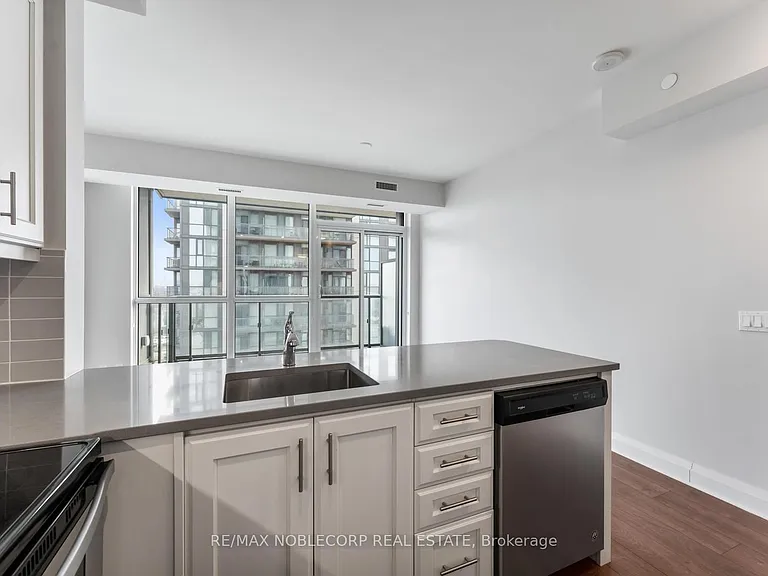 15 Zorra St #1302 — Photo 11