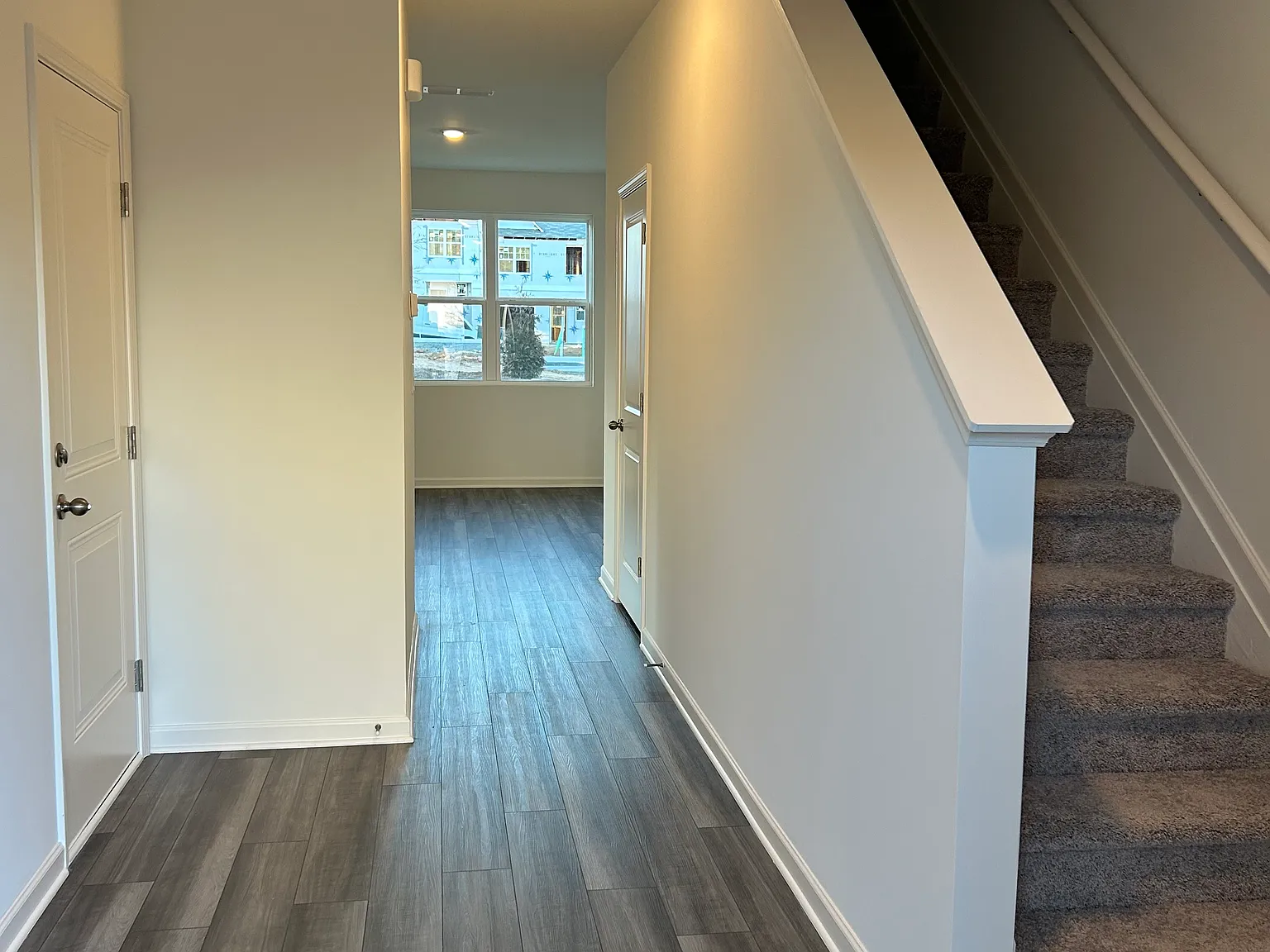 3 bed, 1421 sqft, $1,780 — Photo 2