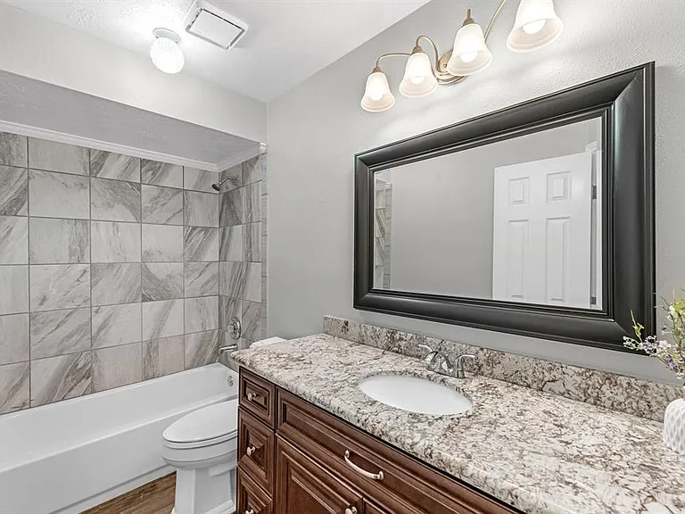 16414 Dawncrest Way — Photo 29