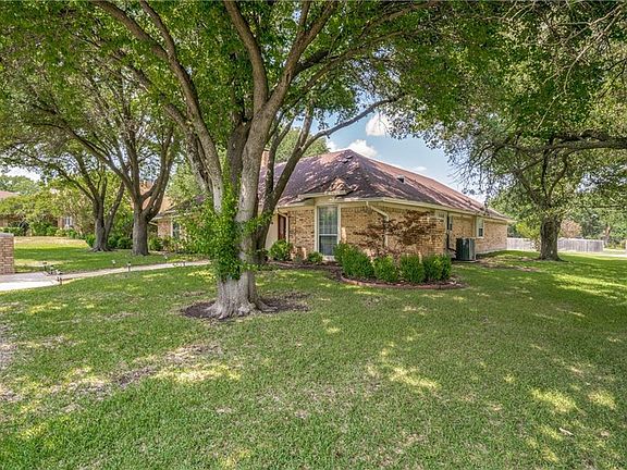 2nd image of 7125 Bettis Dr