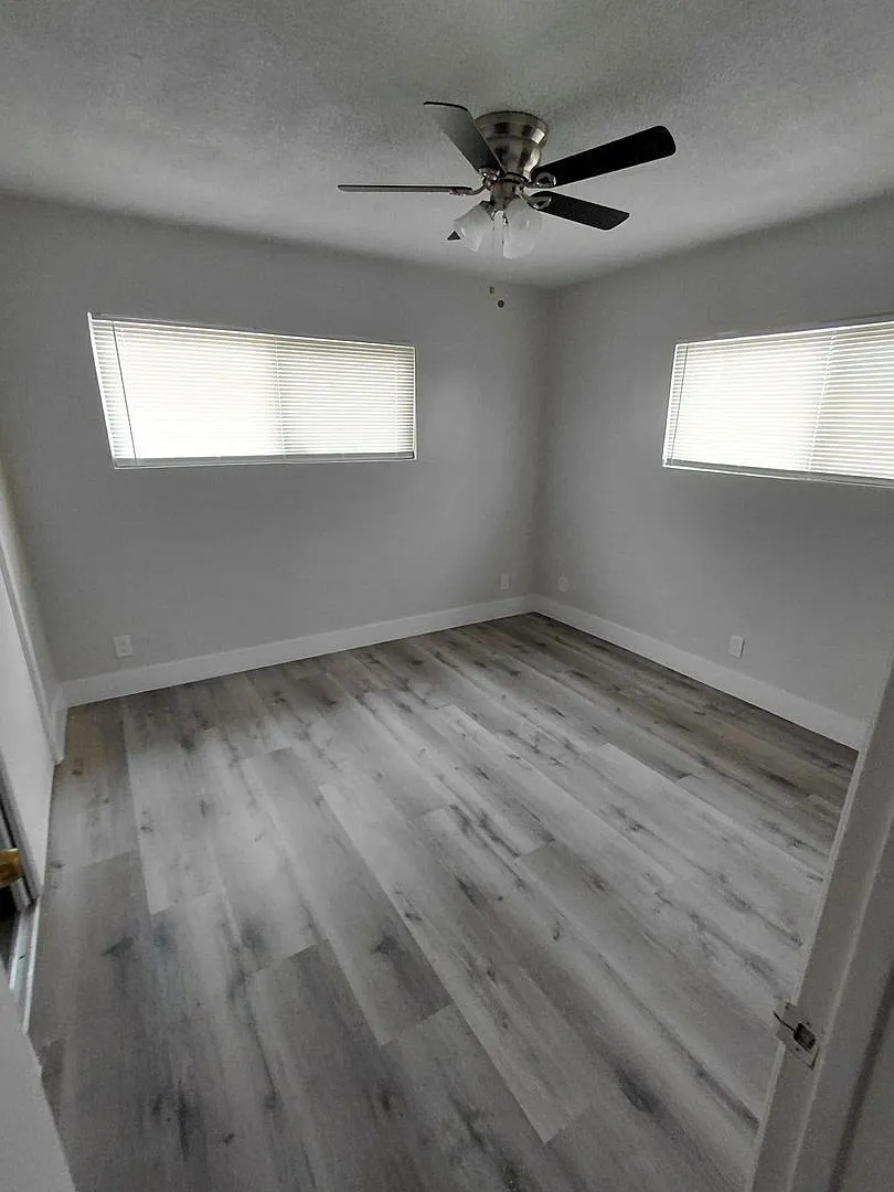 2 bed, 1.0 bath, $2,887 — Photo 2