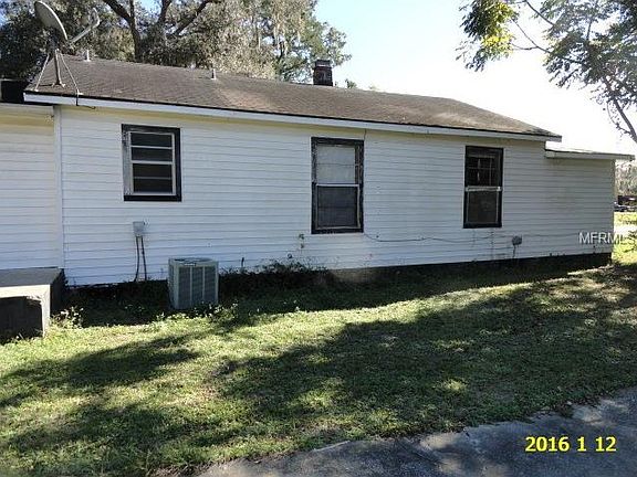 3rd image of 154 W Crystal Lake Ave