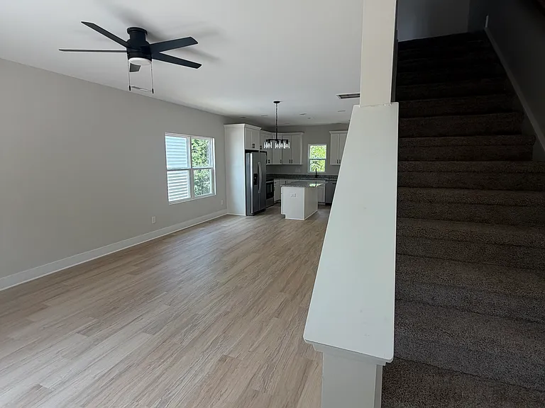 212 N Yadkin Ave #A — Photo 11