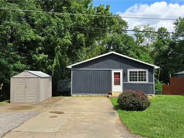 2416 Gant St, Parkersburg, WV 26104