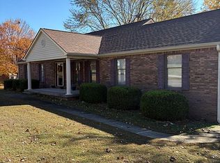 128 Fairway Dr, Central City, KY 42330