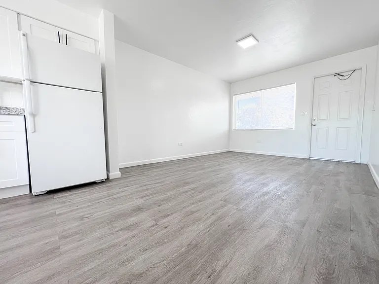 521 S Federal Hwy #5 — Photo 10