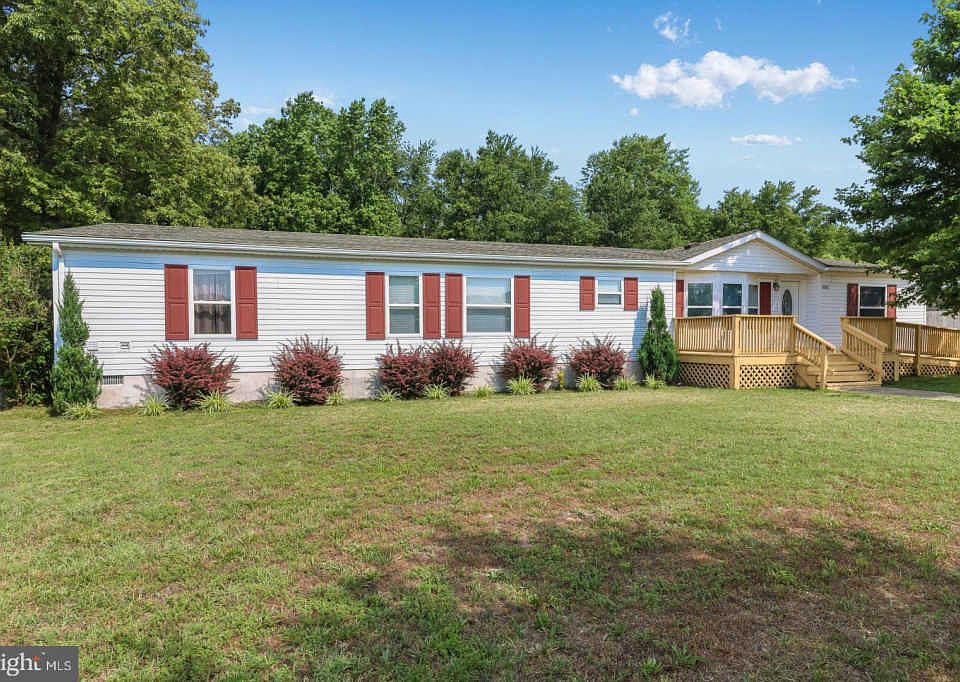 1st image of 1052 Fernwood Dr