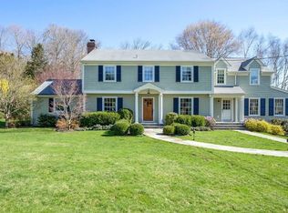 8 Joan Dr, Chappaqua, NY 10514