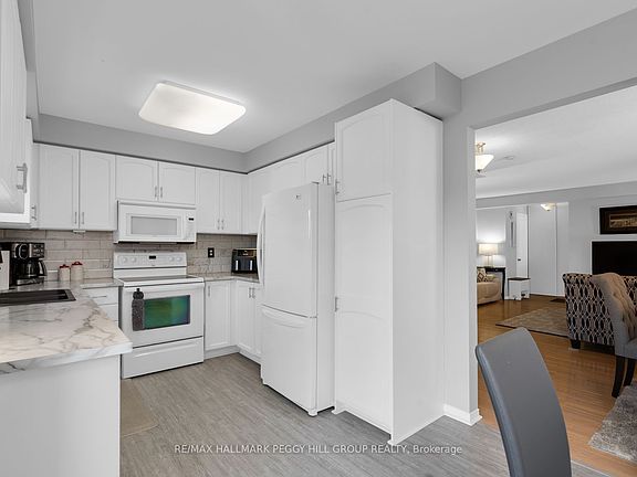 2nd image of 117 Gadwall Ave