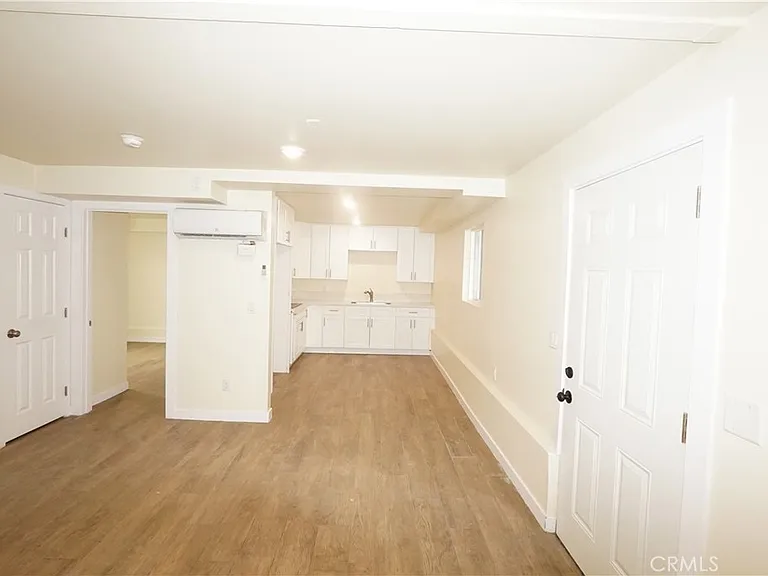 448 W 41st Pl #3/4 — Photo 25