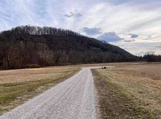 19 The Bend At Cumberland, Tompkinsville, KY 42167