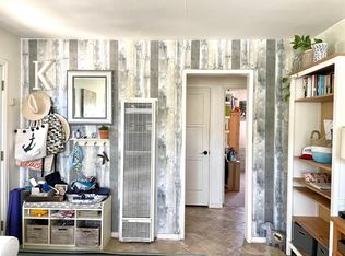 970 Linden Pl, Costa Mesa, CA 92627