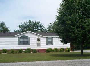443 Lookout Ridge Rd, Vina, AL 35593