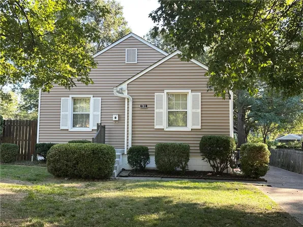 701 W 86th St, Kansas City, MO 64114
