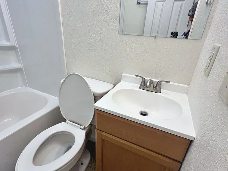 Couch Apartments — Photo 24
