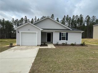 302 Rocking Horse Ln, Sanford, NC 27332