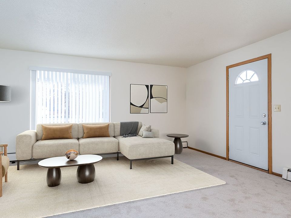 1st image of 1558 126th Ave NE #152