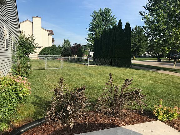 2nd image of 7250 Lochmoor Dr