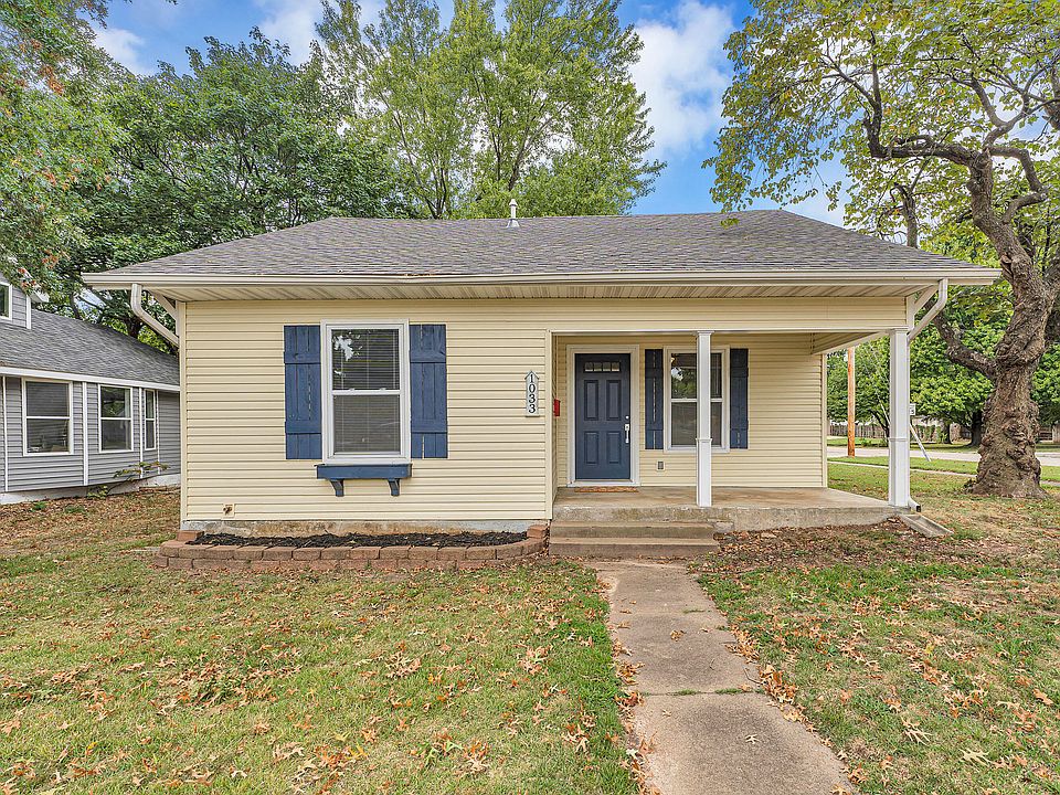 1st image of 1033 N Fremont Avenue