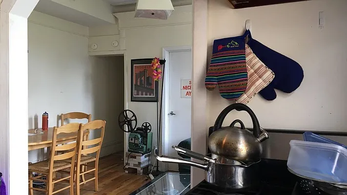 Rented by Nooklyn NYC LLC | media 7