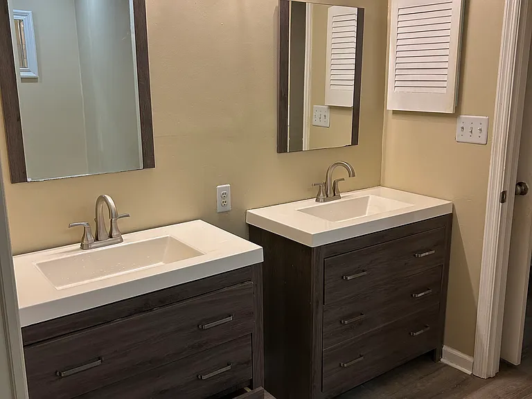 275 Waterdown Dr #11 — Photo 14