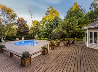 255 Smythe Dr, Williams Bay, WI