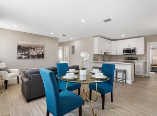 6102 SW 1st St, Pompano Beach, FL 33068