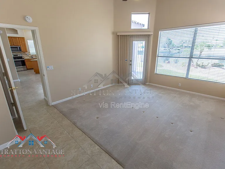 6152 W Irma Ln — Photo 31