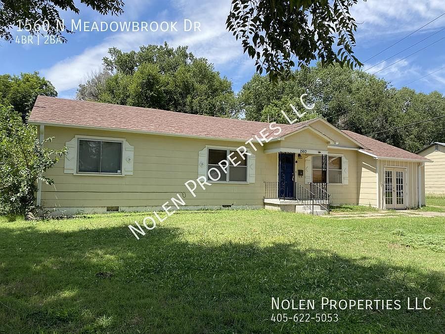 1st image of 1560 N Meadowbrook Dr