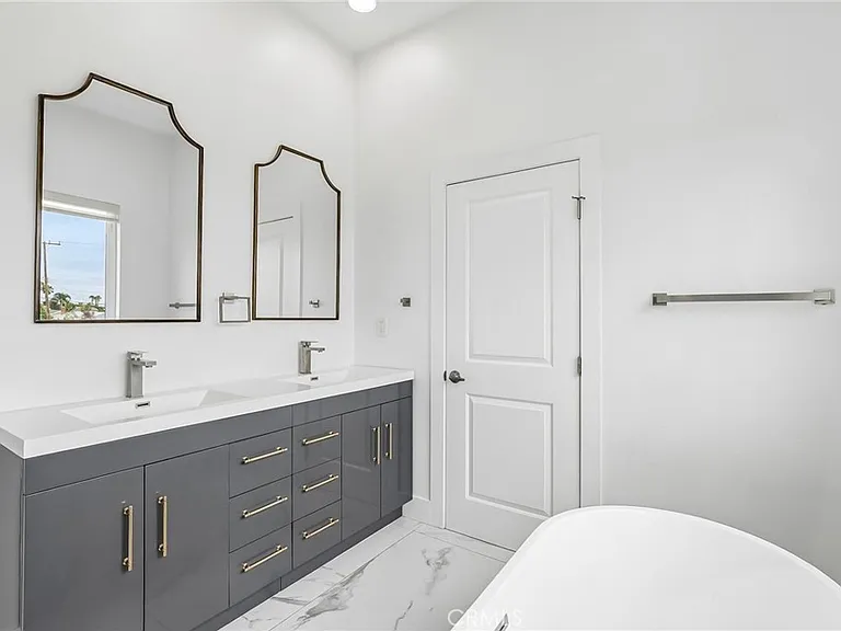 17151 Hague Ln — Photo 23