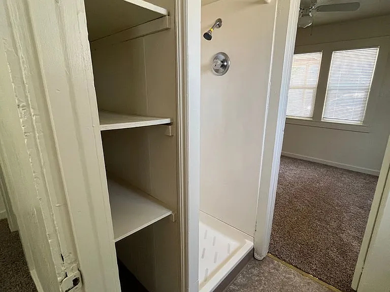 1034 State St — Photo 7
