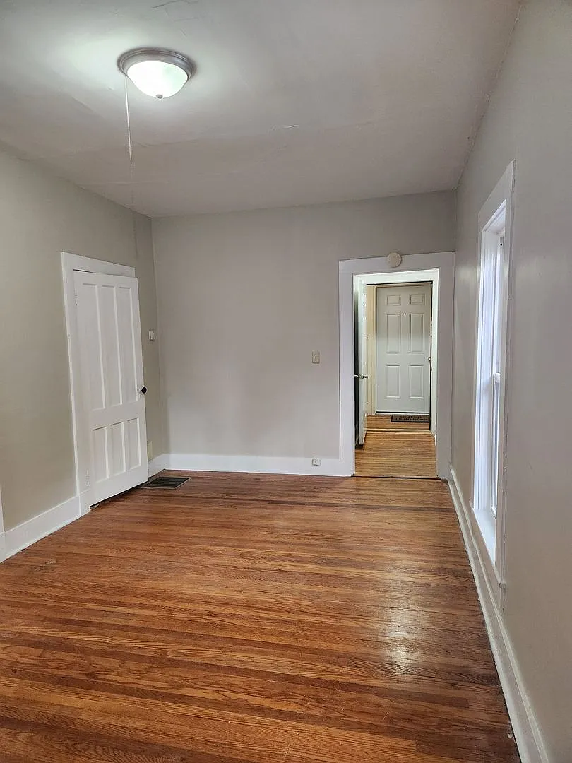 17 Argyle — Photo 3