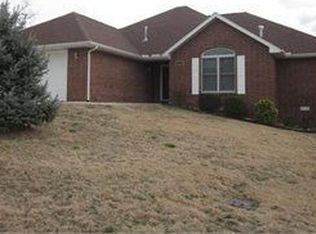 1220 Chestnut Hills Dr, Mountain Home, AR 72653