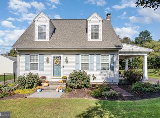 229 Dew Drop Rd, York, PA 17402