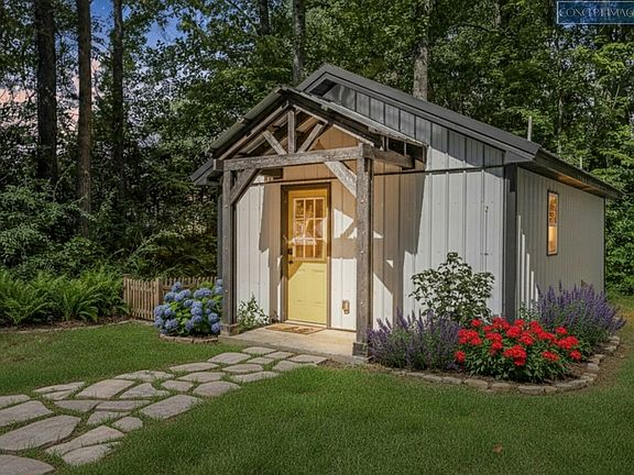 2nd image of 3247 Moodyville Rd
