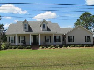 93 Belflower Rd, Tifton, GA 31794