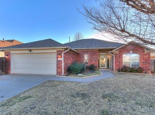 116 Lochwood Dr, Norman, OK 73071