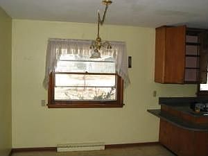 5th image of 1285 Tower Hill Dr