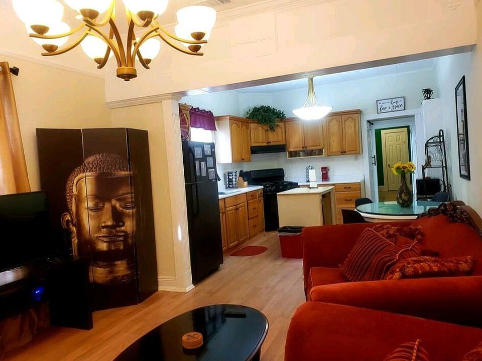 1st image of 2553 Jasmine St