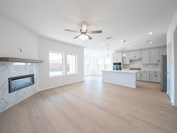 7th image of this home