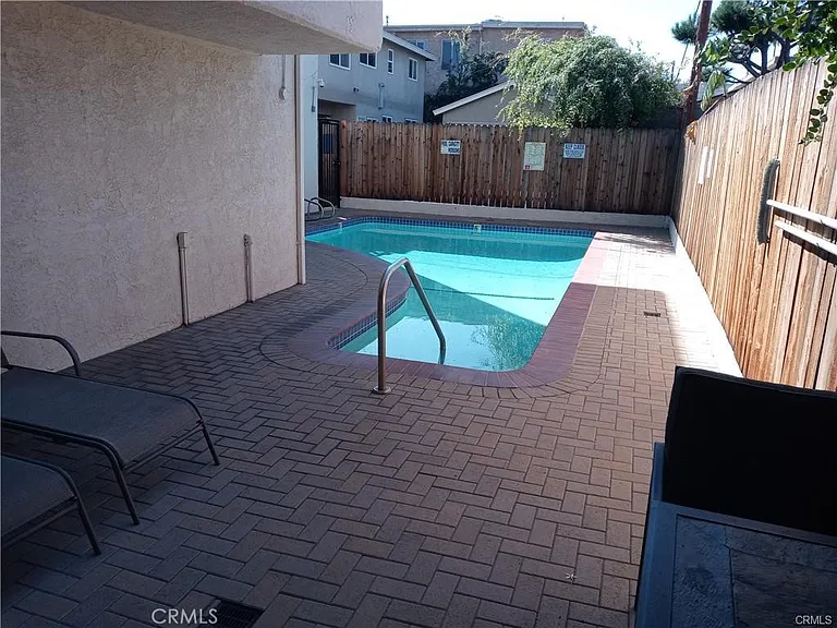 5255 Bellingham Ave #205 — Photo 20