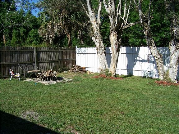 2nd image of 8822 Auburn Way