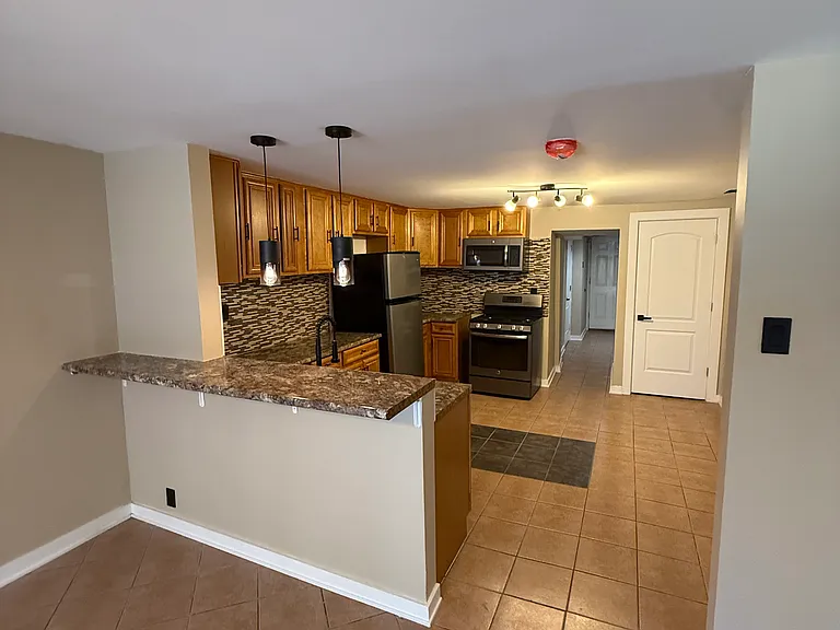 2215 W Cullerton St #1 — Photo 4