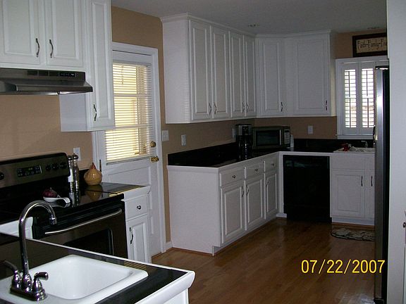 4th image of 601 Dartmouth Dr