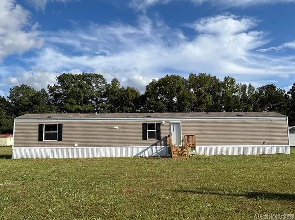 247 Meadow Dr, Rich Square, NC 27869