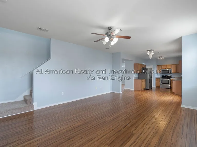 406 Peoria Blvd — Photo 7