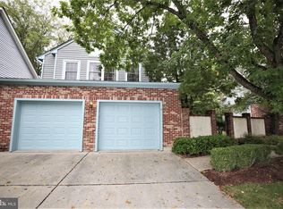 9 Thorngate Ct, Princeton, NJ 08540